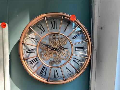 Wandklok 50cm goud witte wijzerplaat bewegende tandwielen, Huis en Inrichting, Woonaccessoires | Klokken, Nieuw, Wandklok, Ophalen