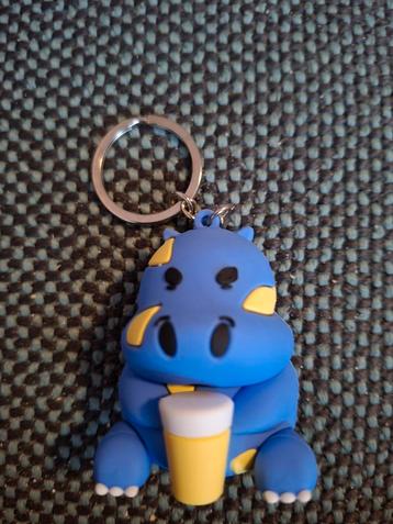 Hippo Sleutelhanger met Bier beschikbaar voor biedingen