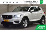 Volvo XC40 T2 129 Aut. Momentum Core | Park Assist | Navigat, Gebruikt, Euro 6, 24 maanden, Wit