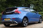 Volvo V40 1.5 T3 Polar+ Sport | R-design | Harman Kardon | P, 4 cilinders, Blauw, Leder en Stof, Origineel Nederlands