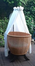 Rotan wieg met hemel, Ophalen, Gebruikt, Wieg