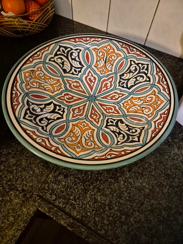 Handgemaakte Fruitschaal met Mooi Design, Gebruikt, Porselein of Keramiek, Schaal, Rond