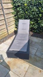 Mooi lounge bed wicker, Tuin en Terras, Ophalen, Zo goed als nieuw, Wicker, Verrijdbaar