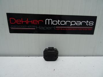 Spanningsregelaar / Regulator Yamaha YZF R6 1999-2000-2001 > beschikbaar voor biedingen