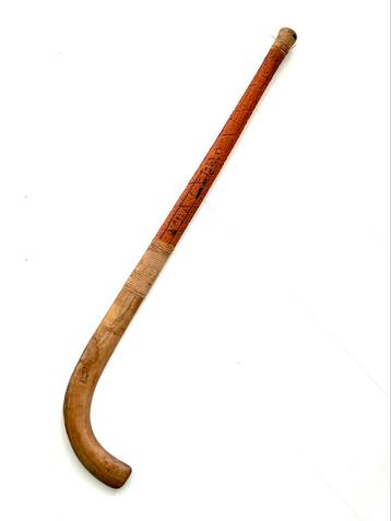 Originele oude houten hockeystick, Engels fabrikaat