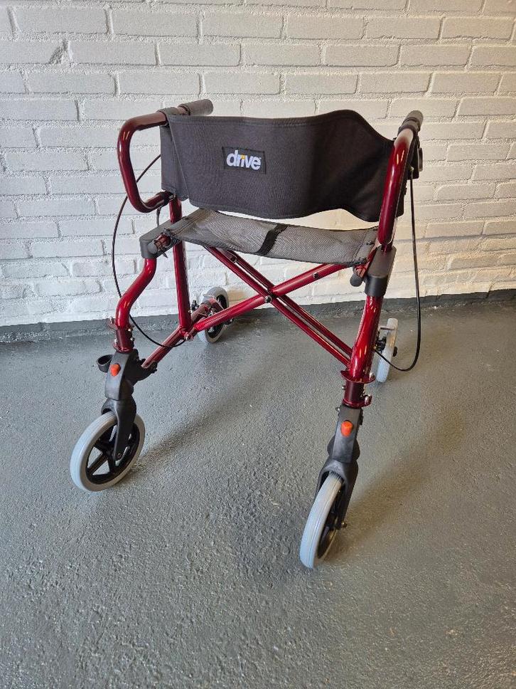 Drive Demo Roll./Rolst. Diamond Deluxe + Gratis Naamsticker, Diversen, Rollators, Zo goed als nieuw, Opvouwbaar, Ophalen