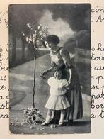 1916 Moeder en dochter (JJ), Verzamelen, Ophalen of Verzenden, Voor 1920, Gelopen, Kinderen