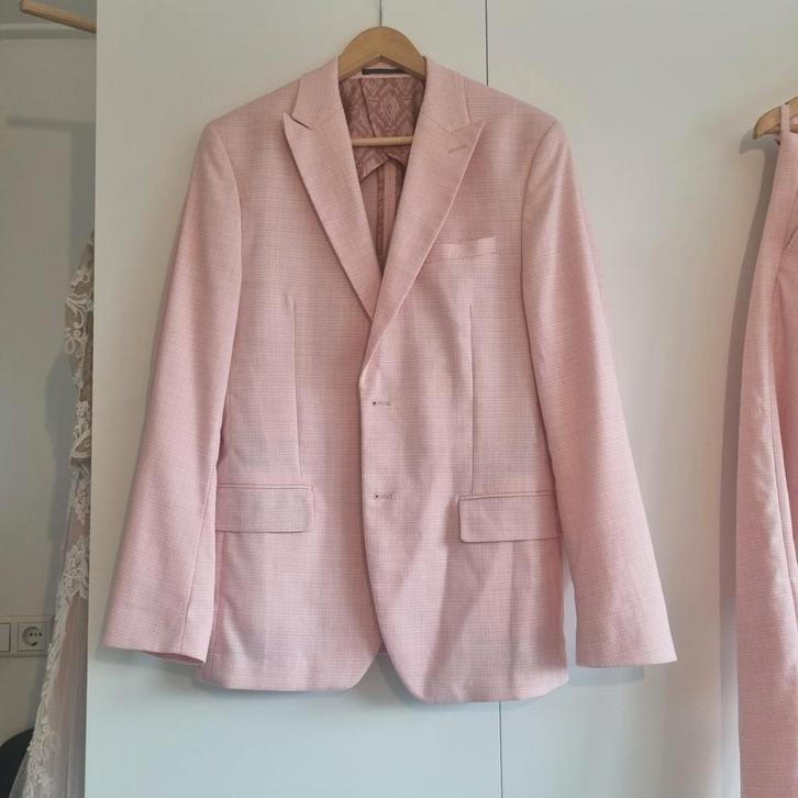 Roze Trouwpak - Stijlvol en Uniek trouwen trouwerij, Kleding | Heren, Kostuums en Colberts, Zo goed als nieuw, Maat 48/50 (M)