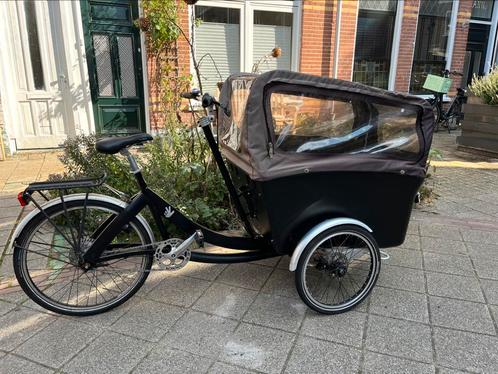 Triobike Bakfiets-4 Zitplaatsen, Hoge Kwaliteit en Comfortab, Fietsen en Brommers, Fietsen | Bakfietsen, Gebruikt, Overige merken