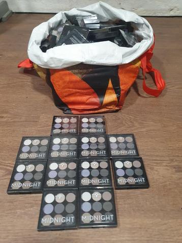 midnight bronx colors make-up  200stuks beschikbaar voor biedingen