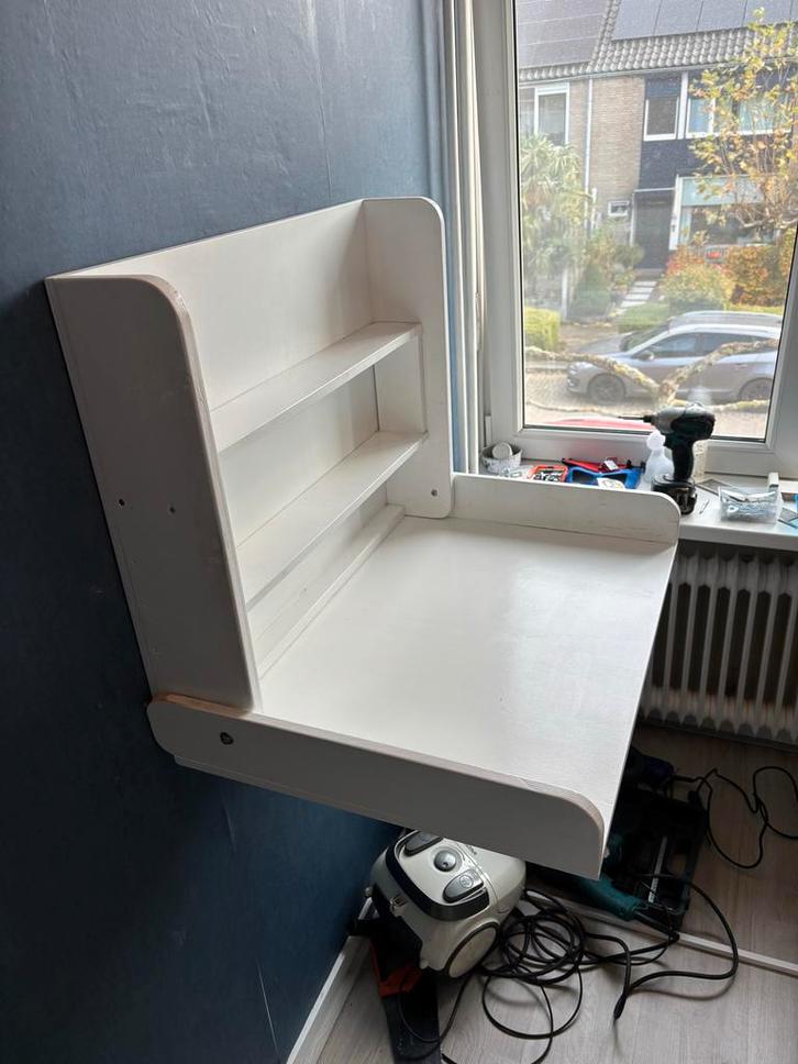 Wandcommode - Ruimtebesparend!, Kinderen en Baby's, Kinderkamer | Commodes en Kasten, Zo goed als nieuw, Commode, Minder dan 90 cm