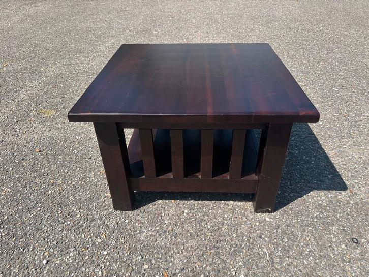 Leuk koloniaal grenen bijzettafel, Huis en Inrichting, Tafels | Bijzettafels, Zo goed als nieuw, Vierkant, 45 tot 60 cm, Minder dan 55 cm