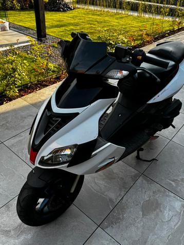 Aprilia sr beschikbaar voor biedingen