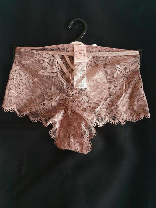 NIEUW!Hunkemöller.Vincey boxer/slip/LPrachtig kant.Oud rose, Kleding | Dames, Ondergoed en Lingerie, Slip, Roze, Ophalen of Verzenden