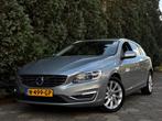 Volvo V60 2.0 T4 | Navi | Stoelverwarming |Uniek nette auto, Auto's, Gebruikt, Euro 6, 1969 cc, Leder