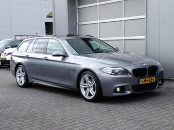 BMW 5-serie Touring 520i High Executive M-Pakkt/Leer/Clima/P beschikbaar voor biedingen