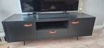 Tv meubel zwart op pootjes  met leren  handgrepen, Ophalen, Gebruikt, 25 tot 50 cm, Minder dan 100 cm