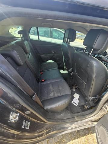 Renault Mégane Estate 1.5 dCi Bose MOTOR DEFECT beschikbaar voor biedingen