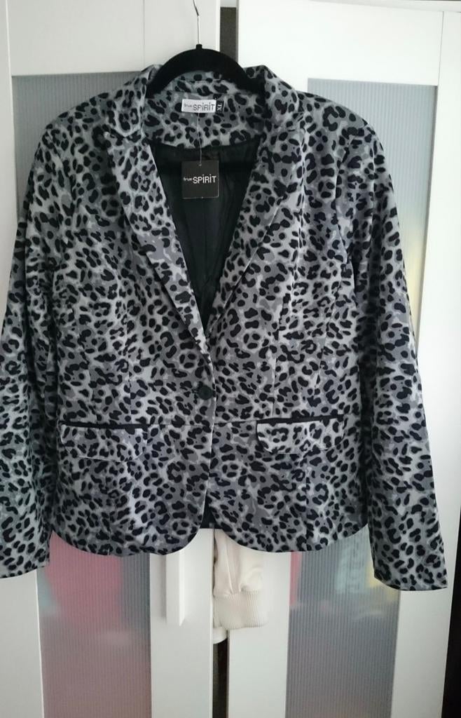 Leuk grijs panterprint blazer van true spirit Maat XL, Verzenden, Nieuw, Maat 46/48 (XL) of groter, Grijs