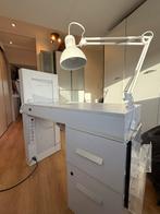 Nagel tafel met lamp, Overige niveaus, Starter, Overige vormen