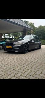 BMW 3-Serie 330D AUT 2010 LCI, Auto's, Automaat, Achterwielaandrijving, 1800 kg, Zwart
