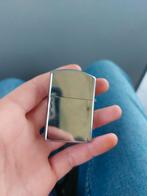 Zippo aansteker nieuw, Verzamelen, Rookartikelen, Aanstekers en Luciferdoosjes, Ophalen of Verzenden, Zo goed als nieuw, Aansteker