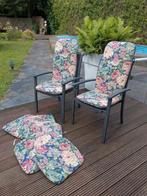 2 grote kussen+4 zitkussens + stof voor tafelkleed., Tuin en Terras, Tuinmeubel-accessoires, Ophalen, Zo goed als nieuw