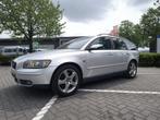 Volvo V50 2.5 T5 2004 Perfect onderhouden 260pk, Auto's, Volvo, Voorwielaandrijving, 74 €/maand, 700 kg, Leder en Stof