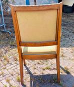 Mooie stoel met armleuning, Huis en Inrichting, Stoelen, Ophalen, Gebruikt, Hout, Klassieke stijl