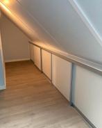 Inbouwkast onder schuin dak, Met deur(en), Ophalen of Verzenden, Zo goed als nieuw, 200 cm of meer