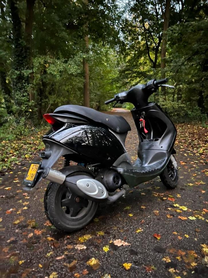 Piaggio zip 70cc 2t, Fietsen en Brommers, Scooters | Piaggio, Zo goed als nieuw, Zip, Tweetakt, Ophalen