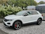 Volkswagen T-Roc 1.5 TSI Sport DSG Navi|Keyles|Camera|ACC|Le, Stof, 4 cilinders, Wit, Bedrijf