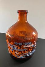 Herdenkingsfles WO II, 10 jaar bevrijding uit 1955, Ophalen of Verzenden, Zo goed als nieuw, Glas, Minder dan 50 cm