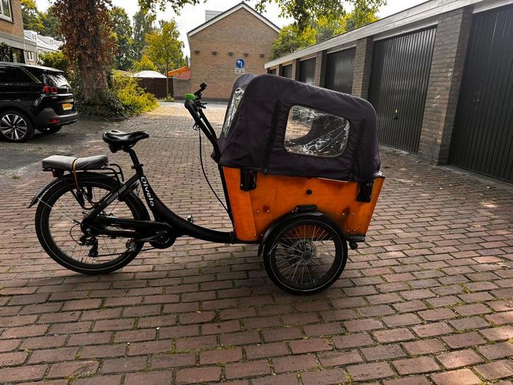 Elektrische Bakfiets Quelo, Fietsen en Brommers, Fietsen | Bakfietsen, Gebruikt, Overige merken, 4 kinderen of meer, Elektrisch