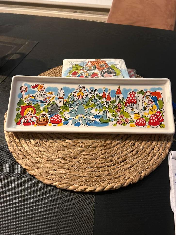 Blond Amsterdam Efteling Cakeschaal, Huis en Inrichting, Keuken | Servies, Zo goed als nieuw, Ophalen