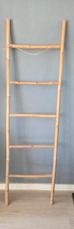 Mooie bamboe ladder, Doe-het-zelf en Verbouw, Ladders en Trappen, Ophalen, Zo goed als nieuw