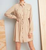 Page One  safari jurkje viscose maat S  nieuw, Kleding | Dames, Beige, Nieuw, Ophalen of Verzenden, Knielengte