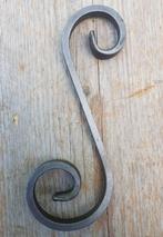 Diverse krullen en haken van smeedijzer poort hekwerk deur, Verzenden