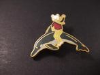 Rupert, the Bear ( Bruintje Beer ) op een Dolfijn, speld, Verzamelen, Verzenden, Gebruikt, Overige onderwerpen