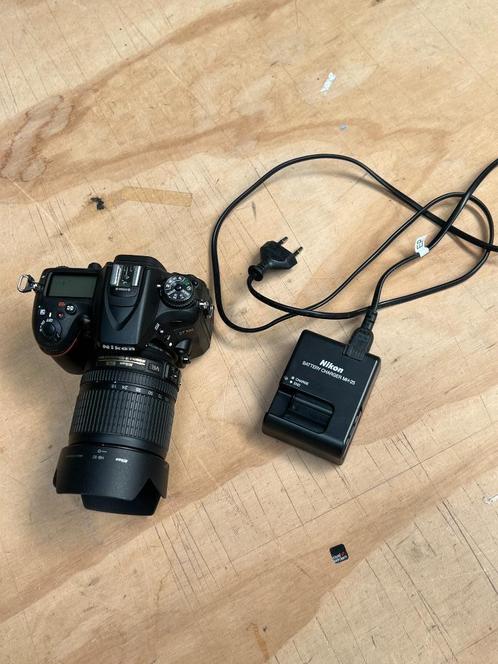 Nikon D7100 DSLR + 18-105mm VR lens + oplader en SD-kaart, Audio, Tv en Foto, Fotocamera's Digitaal, Zo goed als nieuw, Spiegelreflex