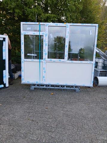 Nieuw Kozijn met Deur en Ramen HR++ beschikbaar voor biedingen