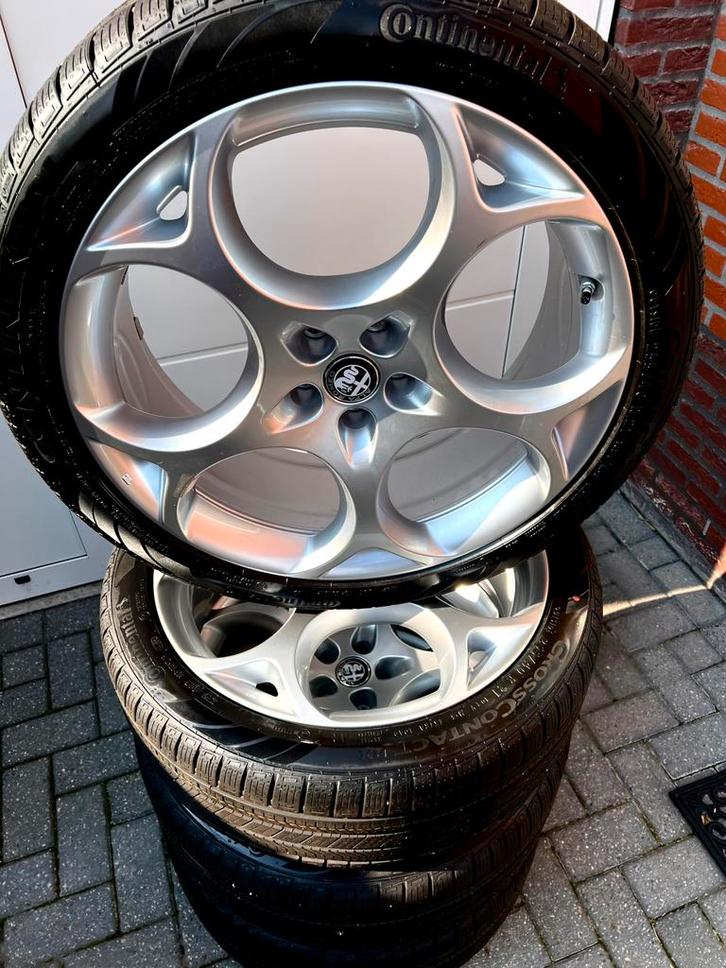 Alfa Romeo Stelvio velgen 21 inch, Auto-onderdelen, Banden en Velgen, Band(en), All Season, 21 inch, 255 mm, Personenwagen, Nieuw