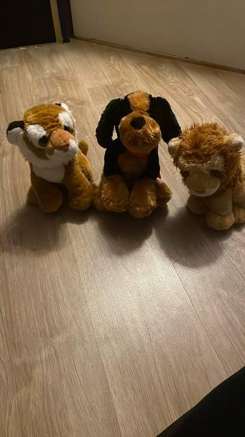 Knuffels beschikbaar voor biedingen