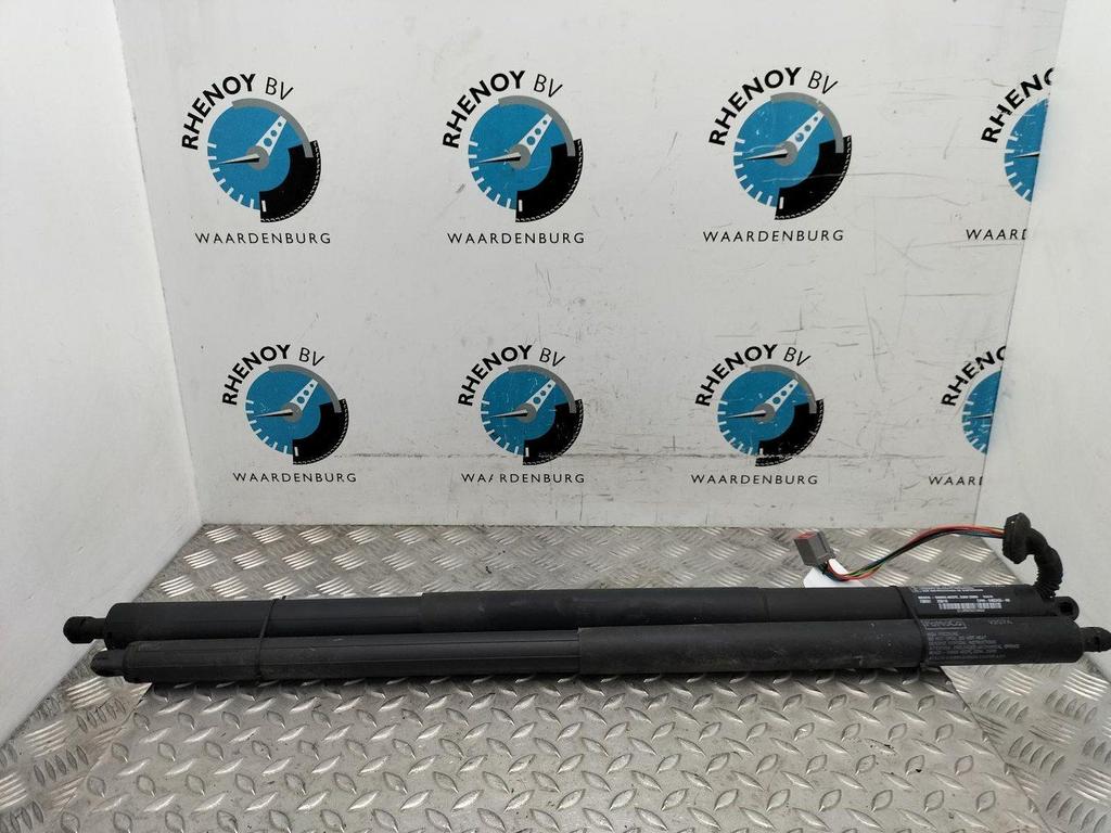 FORD KUGA Titanium  ACHTERKLEP GASVEER / ELEKTRISCHE SPINDEL, Ophalen of Verzenden, Gebruikt, Stiba lid