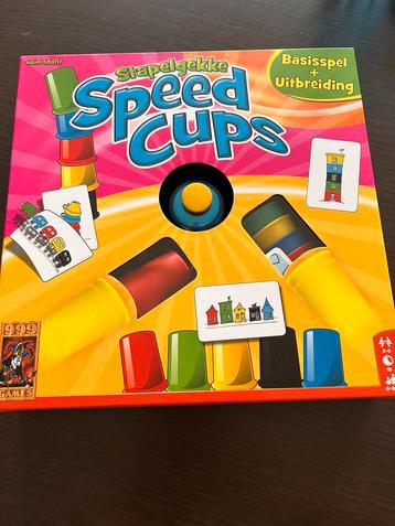 Stapelgekke speed cups spel + uitbesteding 