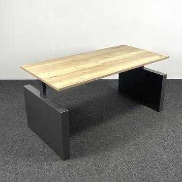 Vepa Step Refurbished Elektrisch Bureau beschikbaar voor biedingen