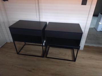 Ikea Vikhammer nachtkastjes 60cm 