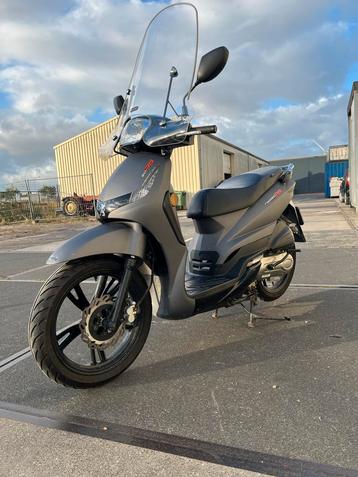 Peugeot Tweet RS Snorscooter beschikbaar voor biedingen