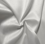 50% korting witte satijn gordijn op maat, Huis en Inrichting, Stoffering | Gordijnen en Lamellen, 200 cm of meer, Wit, Nieuw, Ophalen of Verzenden