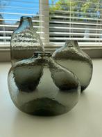 3 grijsgroene glazen vaasjes, Ophalen, Overige kleuren, Minder dan 50 cm, Glas